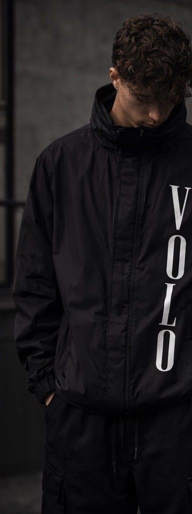 Jersey with cargo shorts